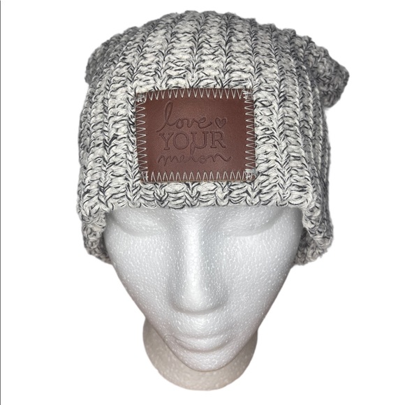 Love Your Melon Accessories - LOVE YOUR MELON // grey Knit Beanie // Women’s winter hat